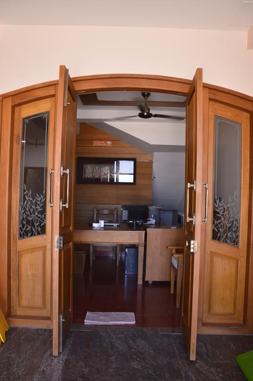 Cours Chabrol Pondicherry Exterior foto