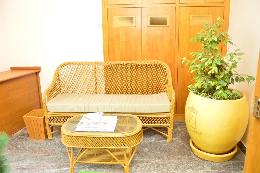 Cours Chabrol Pondicherry Exterior foto